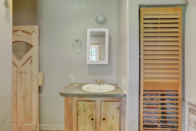 12840 Butterfly Dr, Nevada City, CA 95959