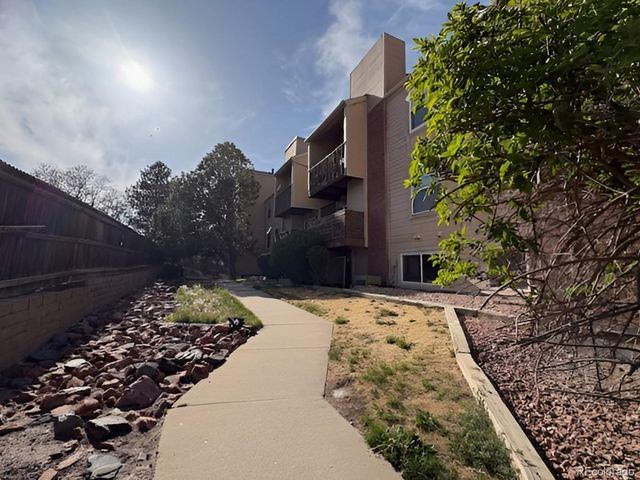 15350 E Arizona Avenue 308, Aurora, CO 80017
