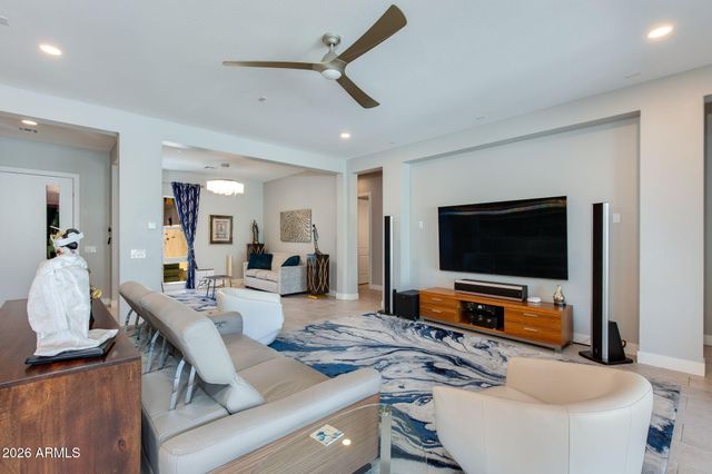 1332 E LA MIRADA Drive, Phoenix, AZ 85042