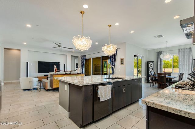 1332 E LA MIRADA Drive, Phoenix, AZ 85042