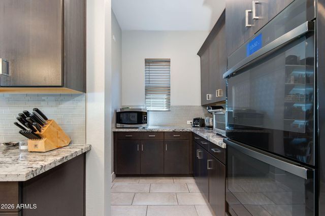 1332 E LA MIRADA Drive, Phoenix, AZ 85042