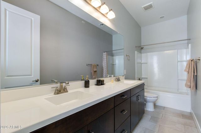 1332 E LA MIRADA Drive, Phoenix, AZ 85042