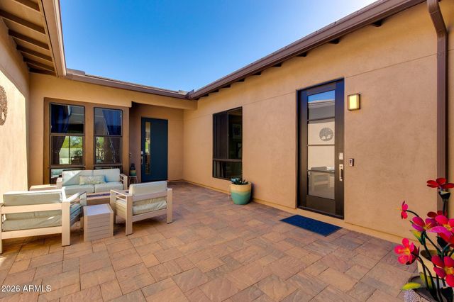 1332 E LA MIRADA Drive, Phoenix, AZ 85042