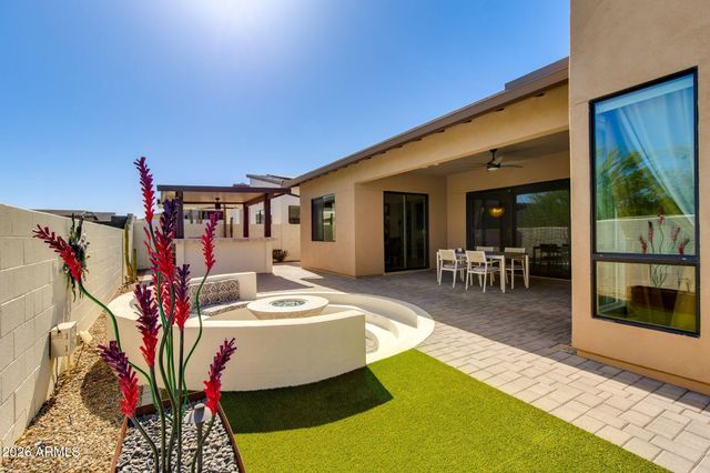 1332 E LA MIRADA Drive, Phoenix, AZ 85042