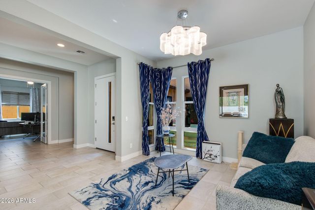 1332 E LA MIRADA Drive, Phoenix, AZ 85042