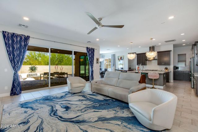 1332 E LA MIRADA Drive, Phoenix, AZ 85042
