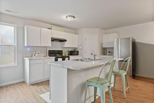 178 Hedge Hunter Court, Raeford, NC 28376