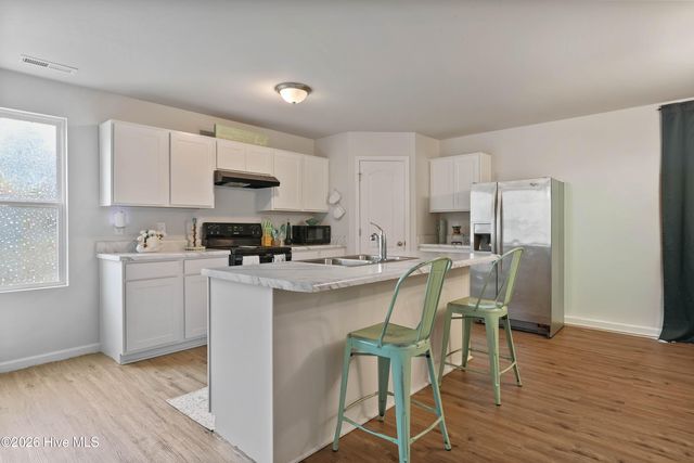 178 Hedge Hunter Court, Raeford, NC 28376