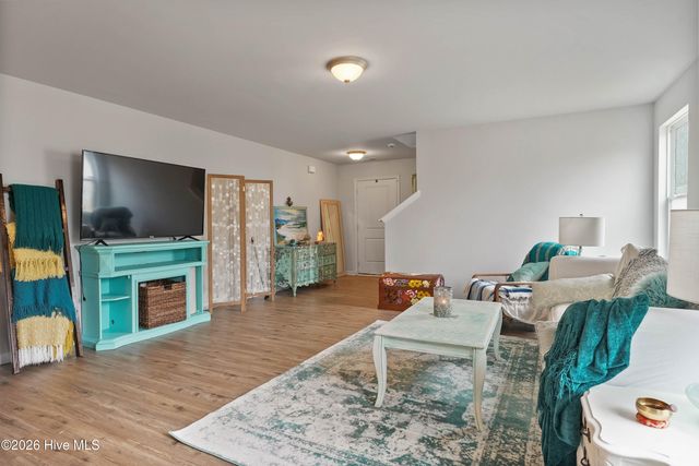 178 Hedge Hunter Court, Raeford, NC 28376