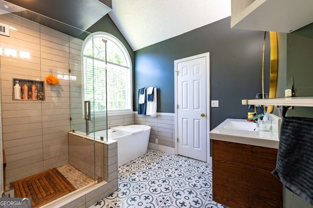 436 Ryoaks Drive, Hampton, GA 30228