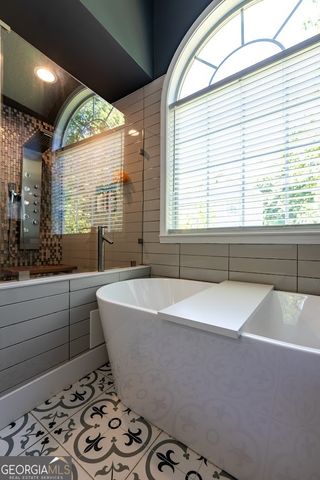 436 Ryoaks Drive, Hampton, GA 30228