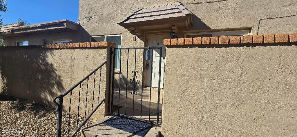 17014 E Calle Del Oro -- B, Fountain Hills, AZ 85268