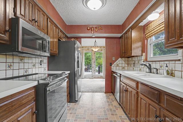 3422 E 75th Street, Tulsa, OK 74136