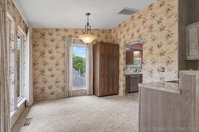 3422 E 75th Street, Tulsa, OK 74136