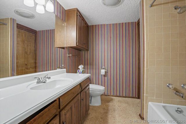 3422 E 75th Street, Tulsa, OK 74136