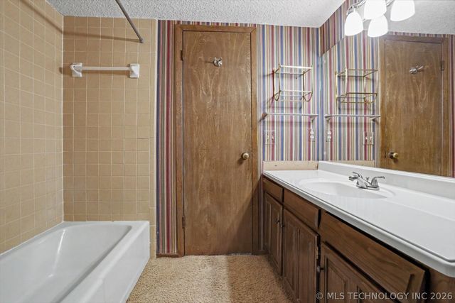 3422 E 75th Street, Tulsa, OK 74136