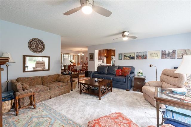 1400 SW CHARLESTON Street, Lee's Summit, MO 64081