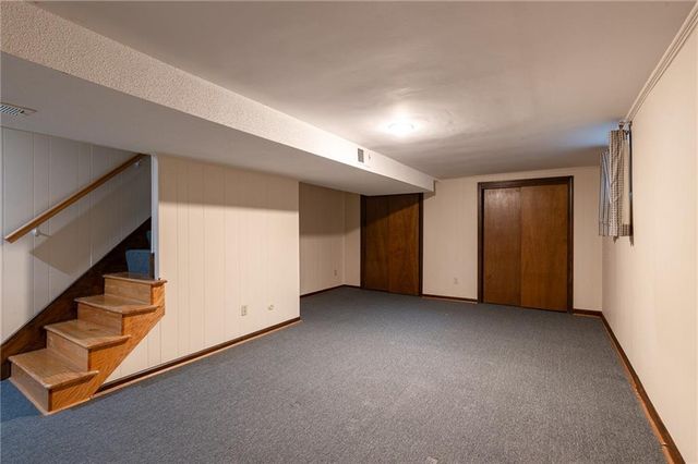 1400 SW CHARLESTON Street, Lee's Summit, MO 64081