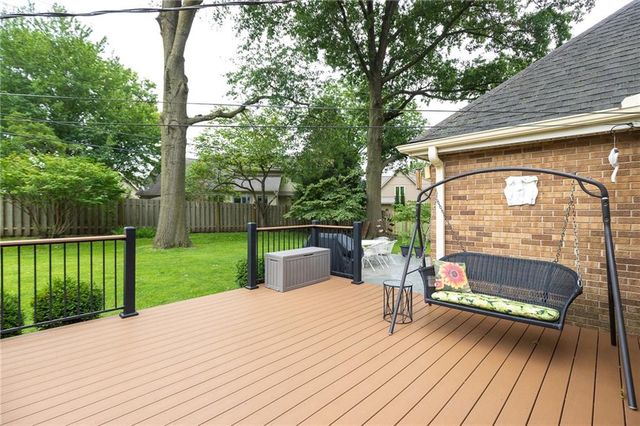 1400 SW CHARLESTON Street, Lee's Summit, MO 64081