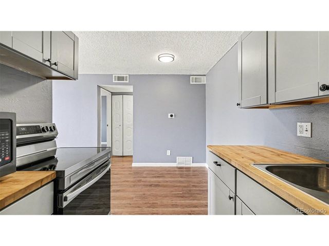 10211 Ura Ln 9-205, Thornton, CO 80260