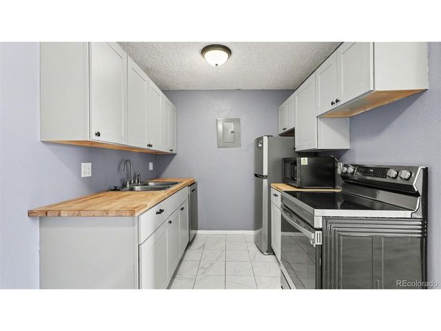 10211 Ura Ln 9-205, Thornton, CO 80260