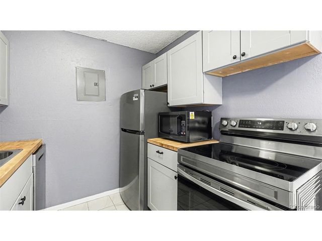 10211 Ura Ln 9-205, Thornton, CO 80260