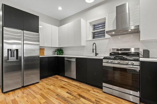 6613 S Langley Avenue 1, Chicago, IL 60637