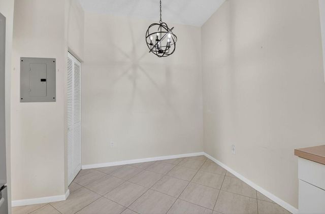 5136 Floria Drive N, Boynton Beach, FL 33437