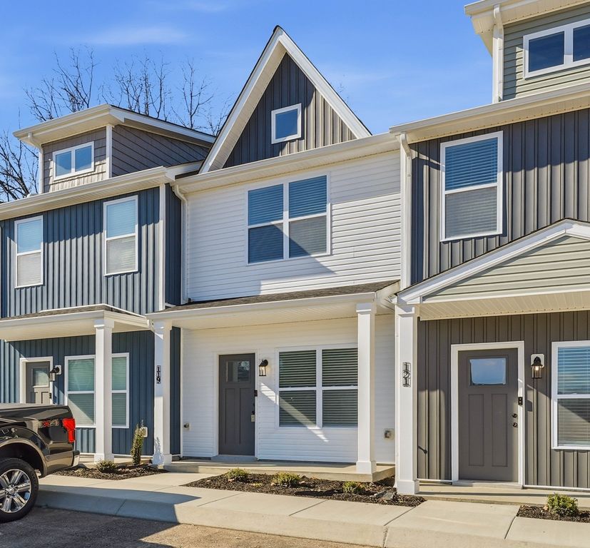 119 Front Ridge Cir, Clarksville, TN 37040