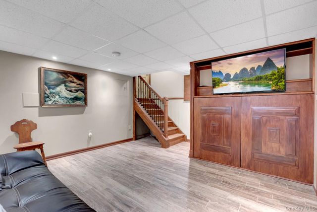 15 Denise Lane, Hauppauge, NY 11788