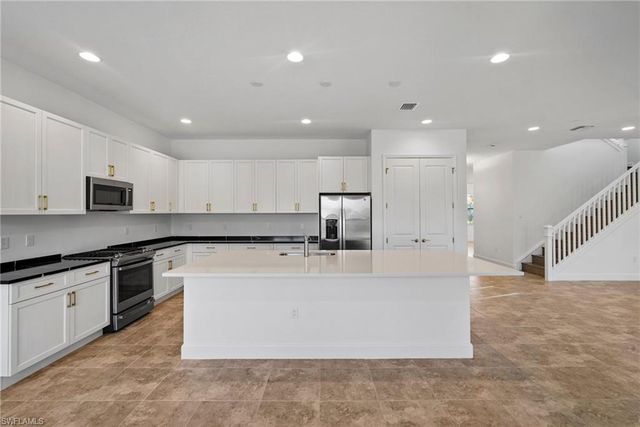 20800 Thistle Leaf LN, Estero, FL 33928