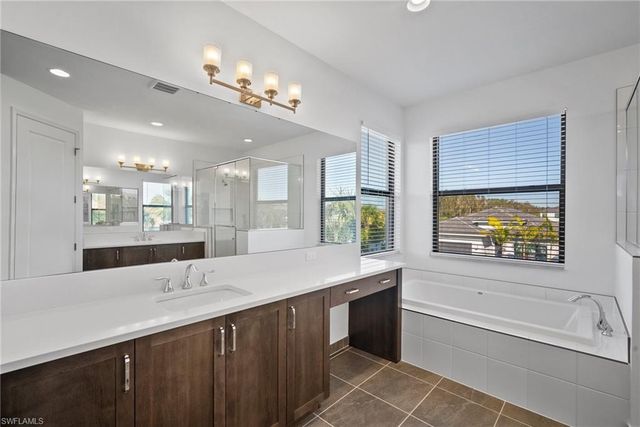 20800 Thistle Leaf LN, Estero, FL 33928