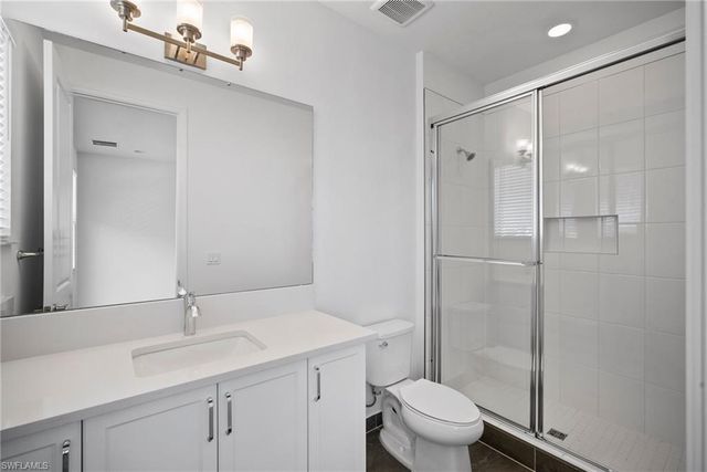 20800 Thistle Leaf LN, Estero, FL 33928