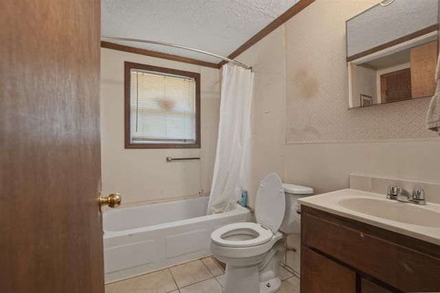 1360 Old Mill Road, Campobello, SC 29322