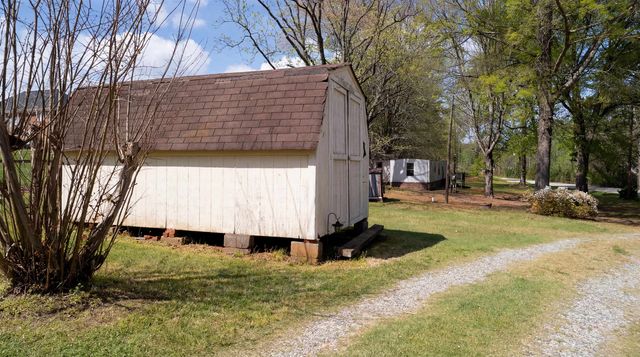 1360 Old Mill Road, Campobello, SC 29322