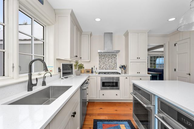 39 Spruce Run Drive, Brewster, MA 02631