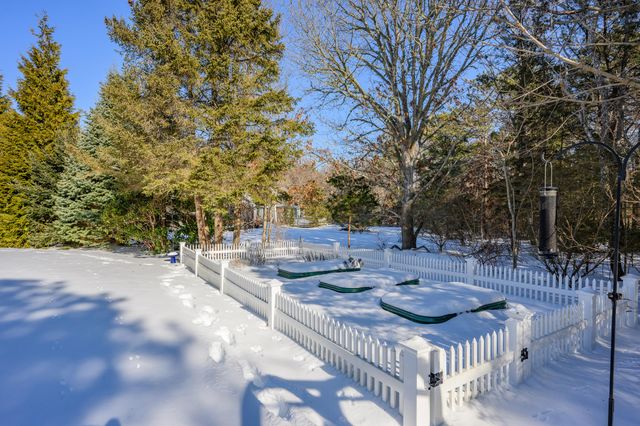 39 Spruce Run Drive, Brewster, MA 02631