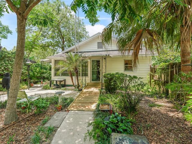 504 GILLIAM STREET, Wildwood, FL 34785