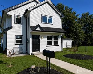 270 Alpine Way, Old Bridge, NJ 08879