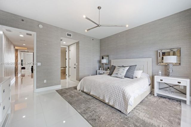 15811 Collins Ave 2002, Sunny Isles Beach, FL 33160