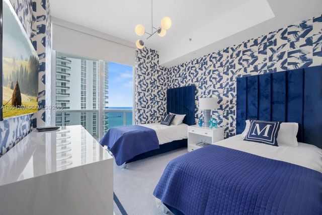 15811 Collins Ave 2002, Sunny Isles Beach, FL 33160