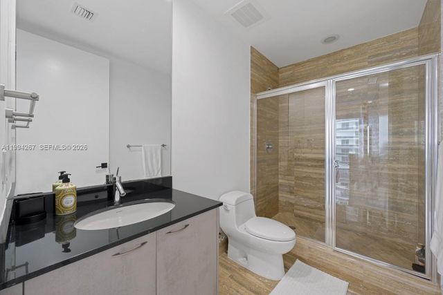 15811 Collins Ave 2002, Sunny Isles Beach, FL 33160