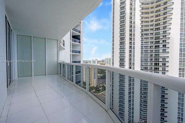 15811 Collins Ave 2002, Sunny Isles Beach, FL 33160