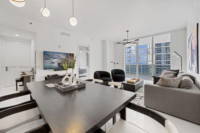 15811 Collins Ave 2002, Sunny Isles Beach, FL 33160