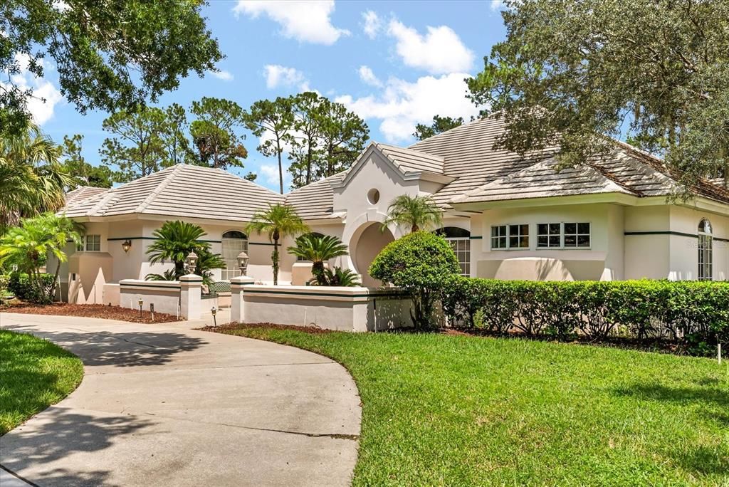 9713 CAMBERLEY CIRCLE, Orlando, FL 32836
