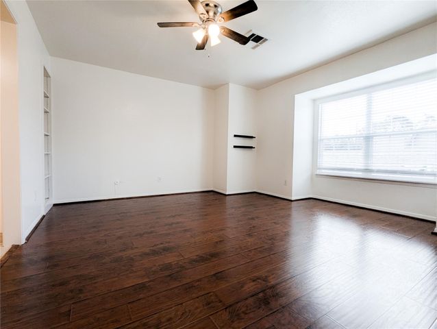 7925 Knight Road, Houston, TX 77054