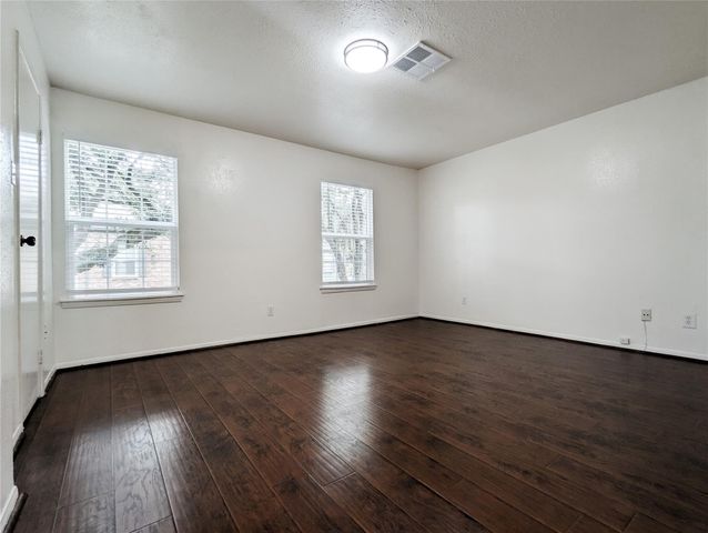 7925 Knight Road, Houston, TX 77054
