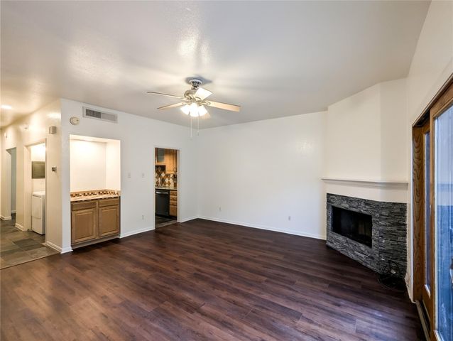 7925 Knight Road, Houston, TX 77054