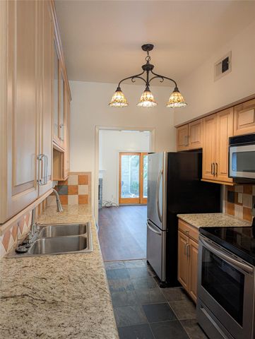 7925 Knight Road, Houston, TX 77054