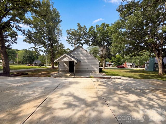 604 Rowan Mills Road, Salisbury, NC 28147